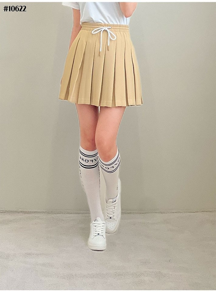 여성 주름스커트