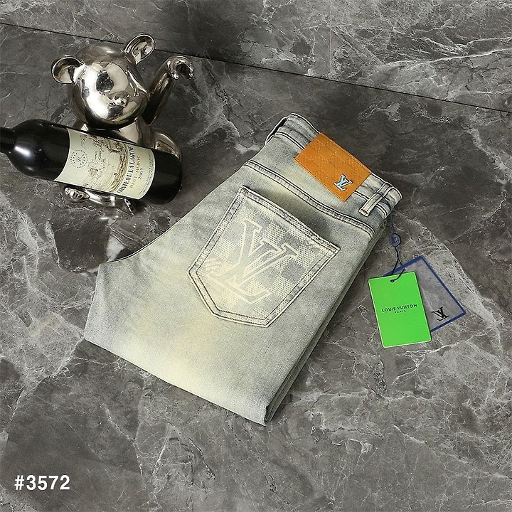LV 블루버튼 워싱 데님 팬츠